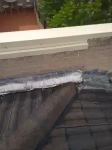 A clean blockage-free roof after a roof plumber cleaned the drainage and gutters