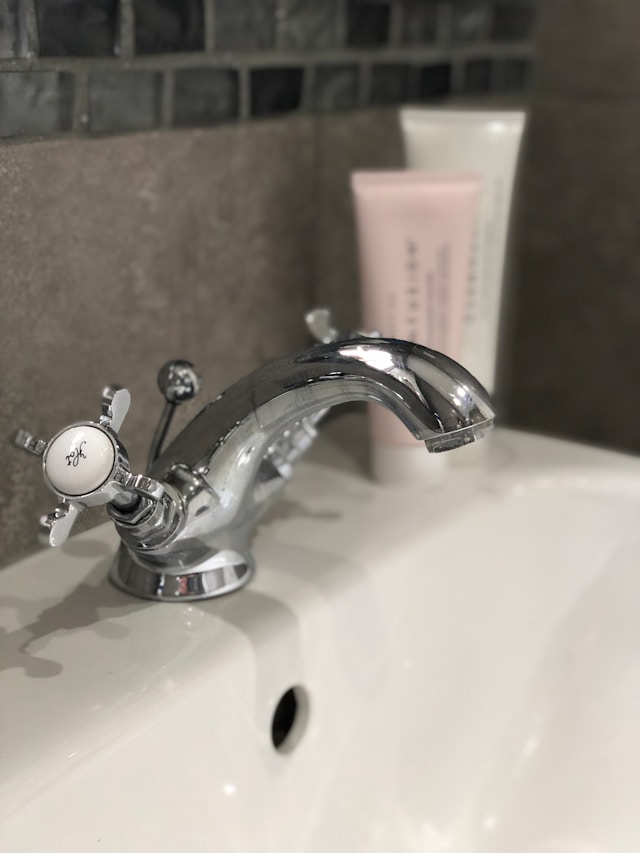 Fix Leaking Tap Fix Leaking Tap